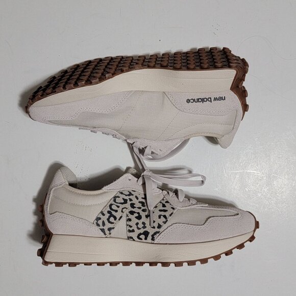 NEW New Balance 327 Animal Print Sneakers Womens 7.5 Athletic Casual Leopard - Picture 2 of 8